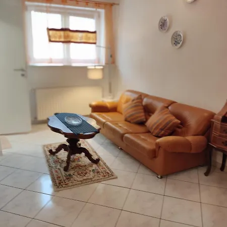 아파트 Orange 즈바이브루켄