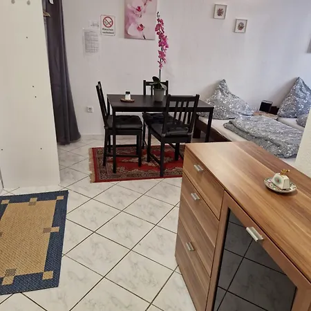 Apartment Orange